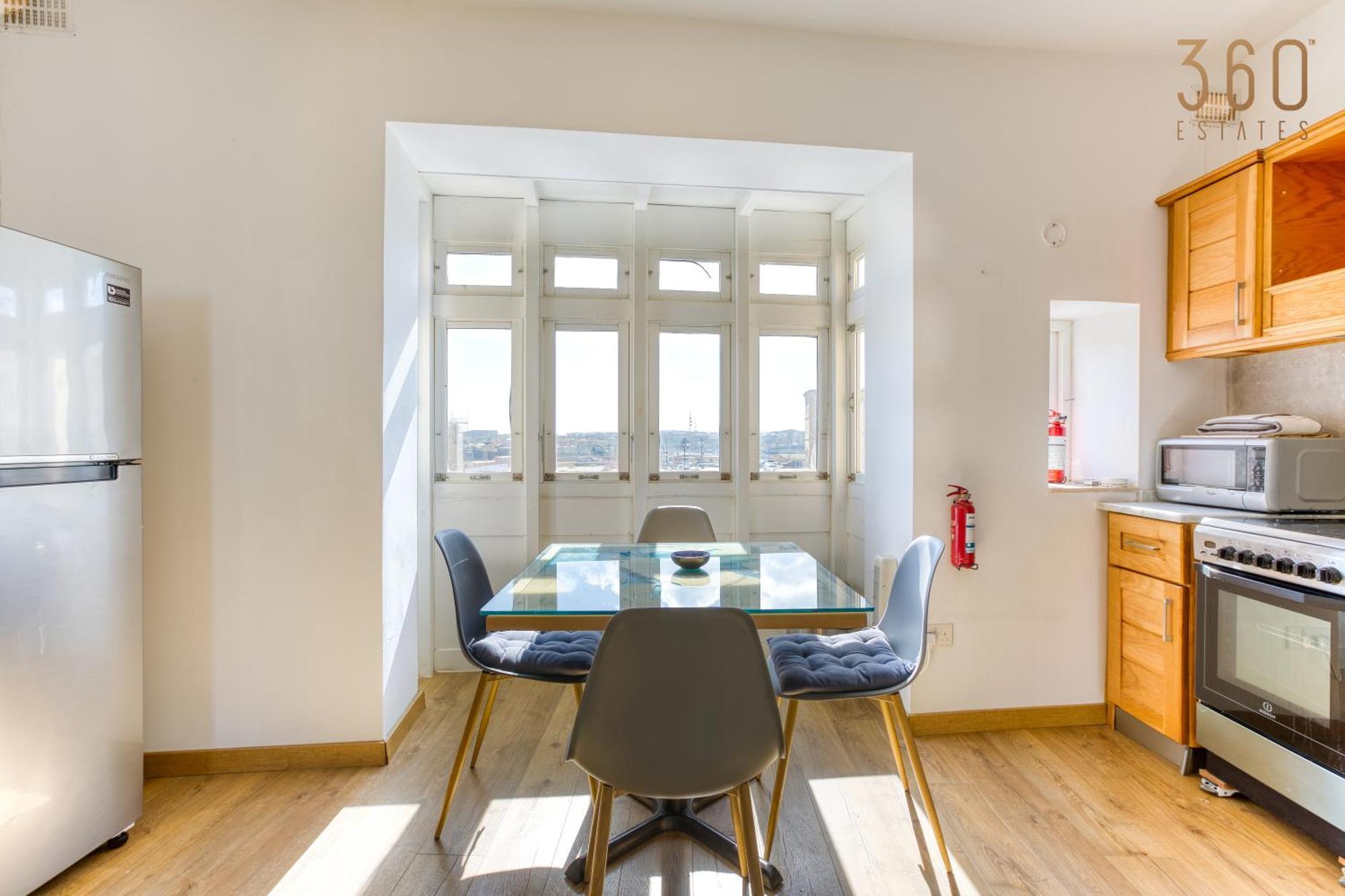 Charming Home With Sea Views & Maltese Balcony By 360 Estates Valletta Buitenkant foto