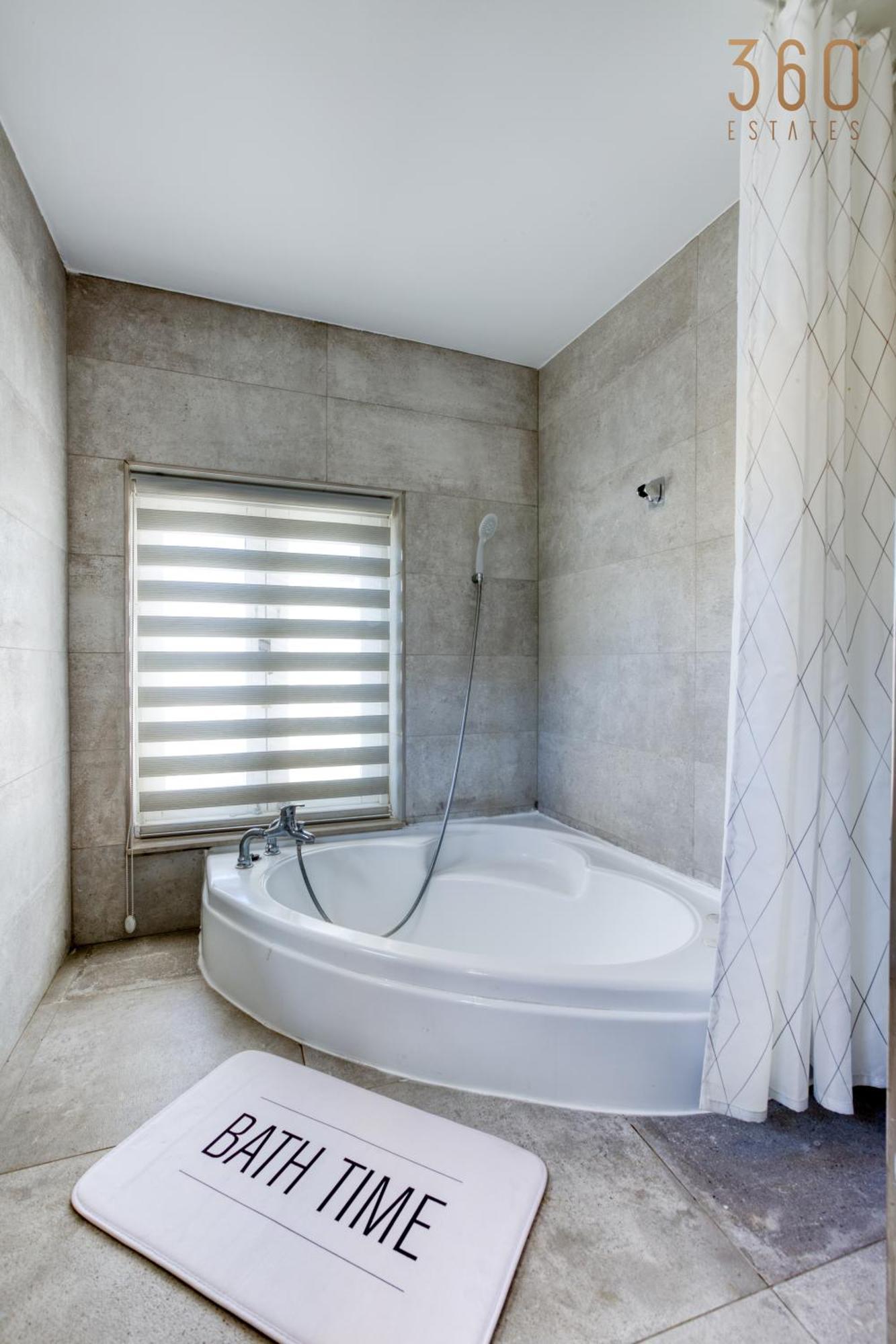Charming Home With Sea Views & Maltese Balcony By 360 Estates Valletta Buitenkant foto